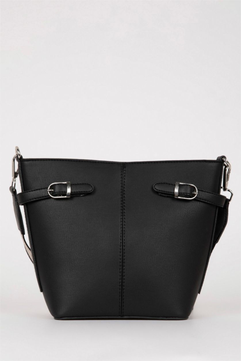 Kadın Siyah Kadın Tokalı Suni Deri Çapraz Çanta