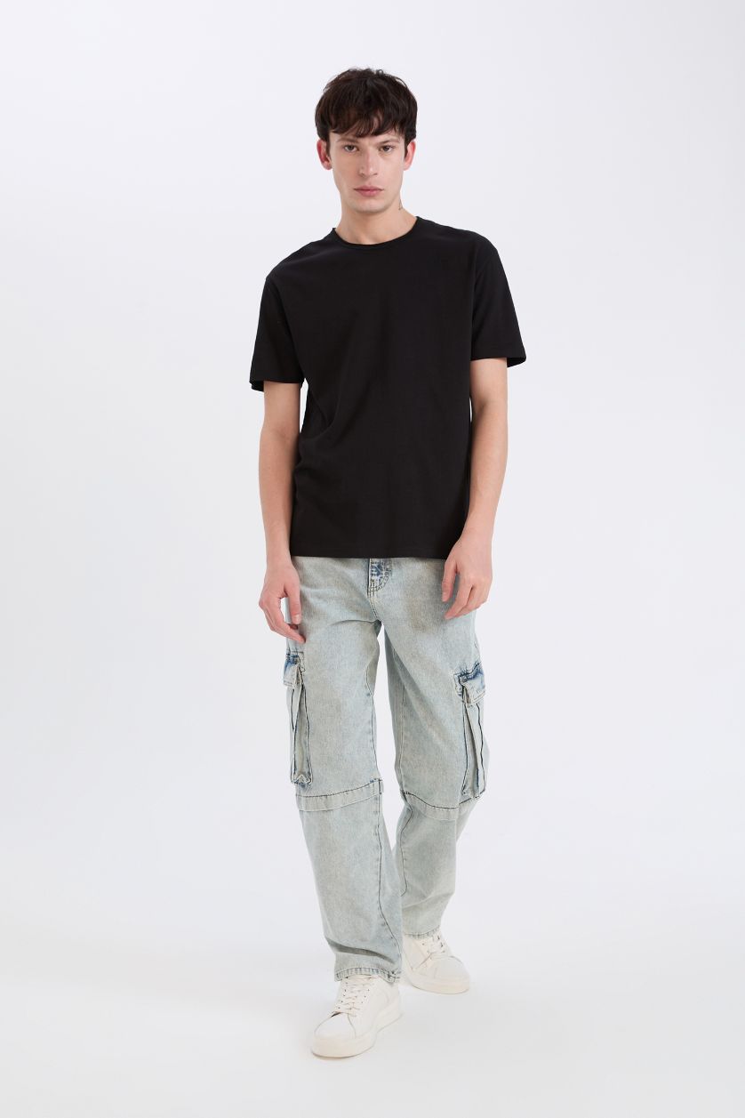 MAN Black Regular Fit Crew Neck Heavy Fabric T-Shirt