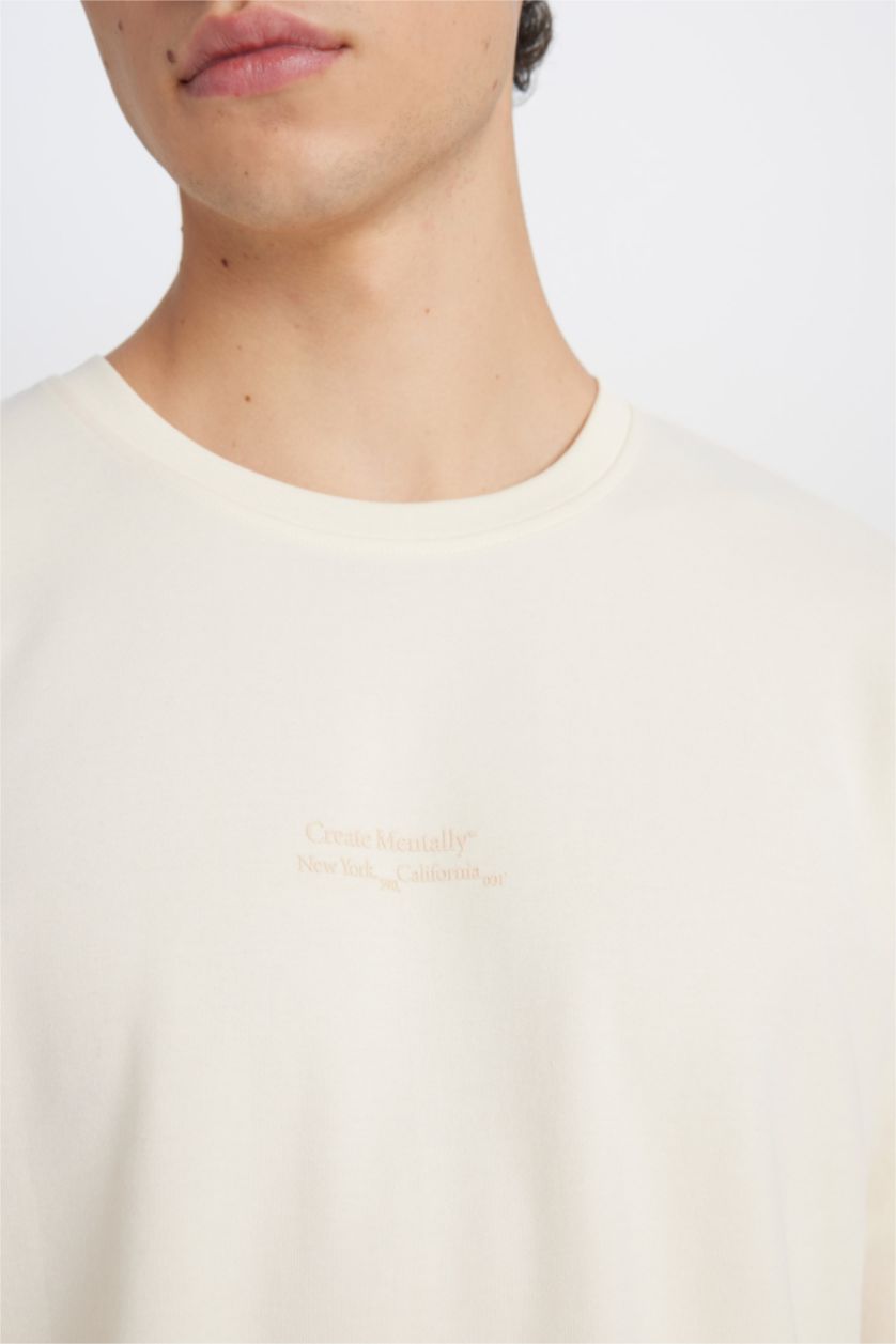 رجال بيج فاتح تيشيرت اوفر سايز نص ردن بياخة مستديرة