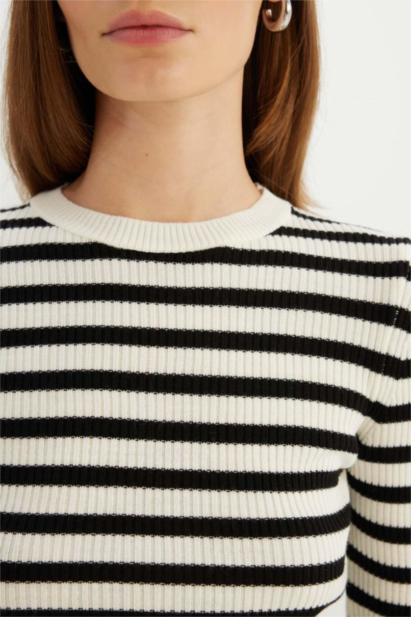 Kadın Ekru Fıtted Ribana Kazak