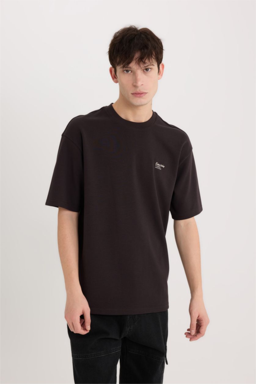 Erkek Kahve Boxy Fit Bisiklet Yaka Ütü Gerektirmeyen Nefes Alabilen Baskılı Kısa Kollu Ağır Kumaş Tişört