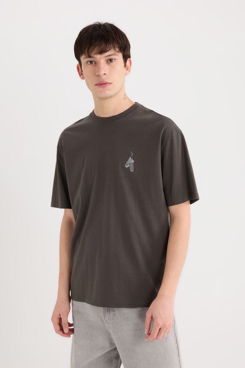 Erkek Antrasit %100 Pamuk Boxy Fit Bisiklet Yaka Sırt Baskılı Kısa Kollu Tişört