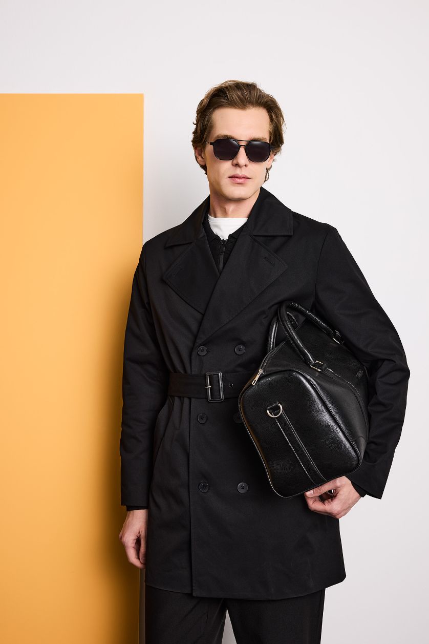 Man Black Slim Fit Lined Buttoned Coat