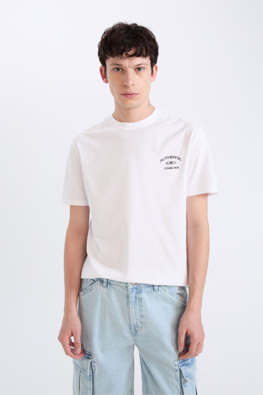 Erkek Beyaz %100 Pamuk Regular Fit Bisiklet Yaka Baskılı Kısa Kollu Tişört