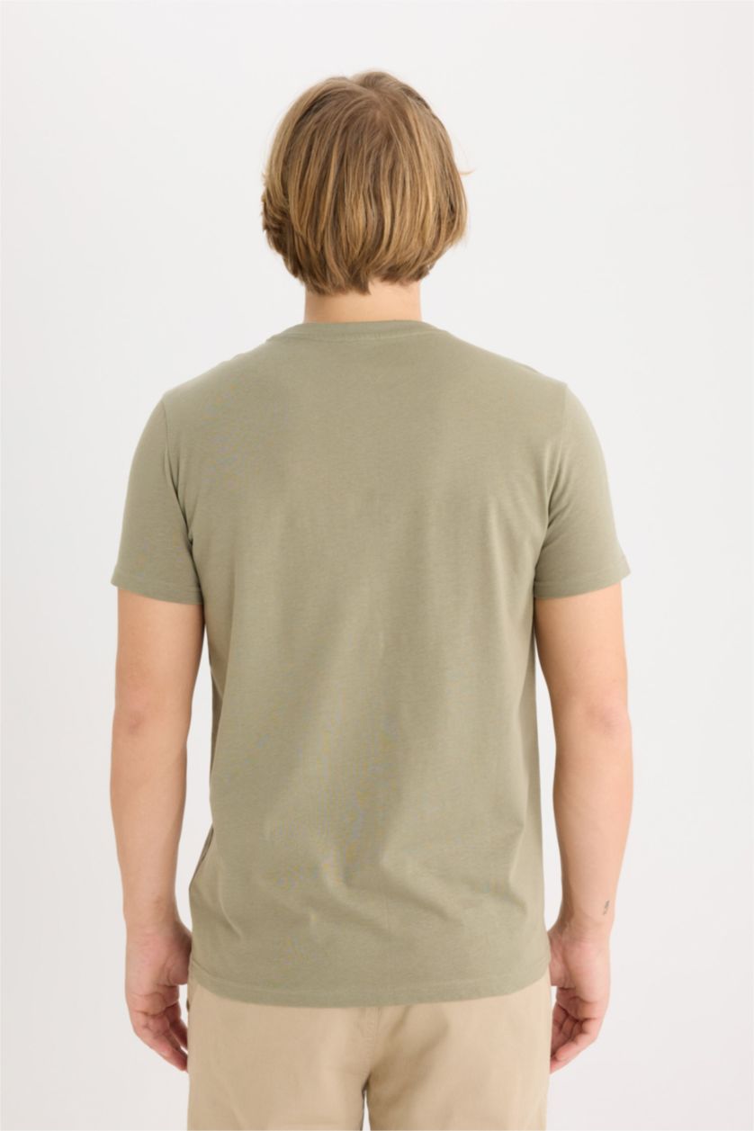 Erkek Açık Haki %100 Pamuk Slim Fit Dar Kesim Bisiklet Yaka Baskılı Kısa Kollu Tişört