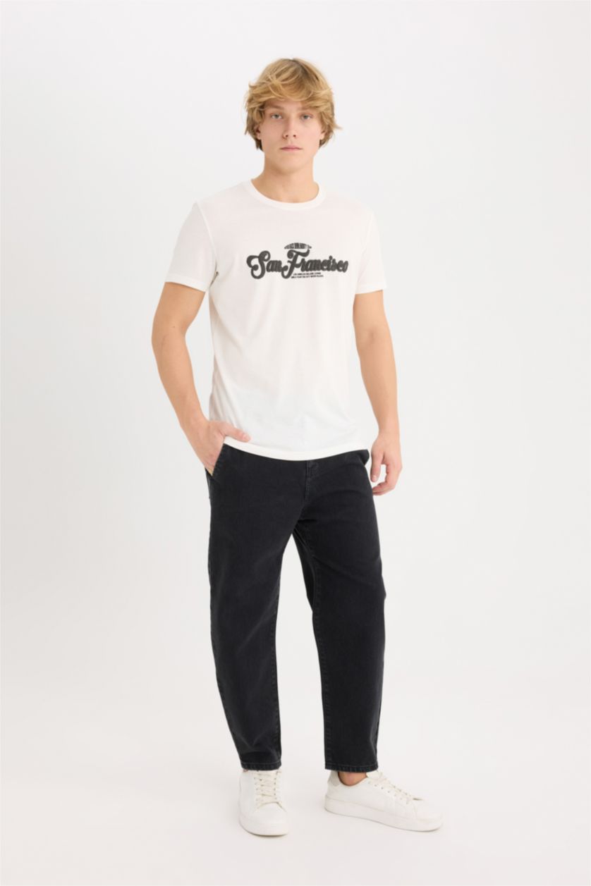 Man Ecru Slim Fit Crew Neck Printed Short Sleeve T-Shirt