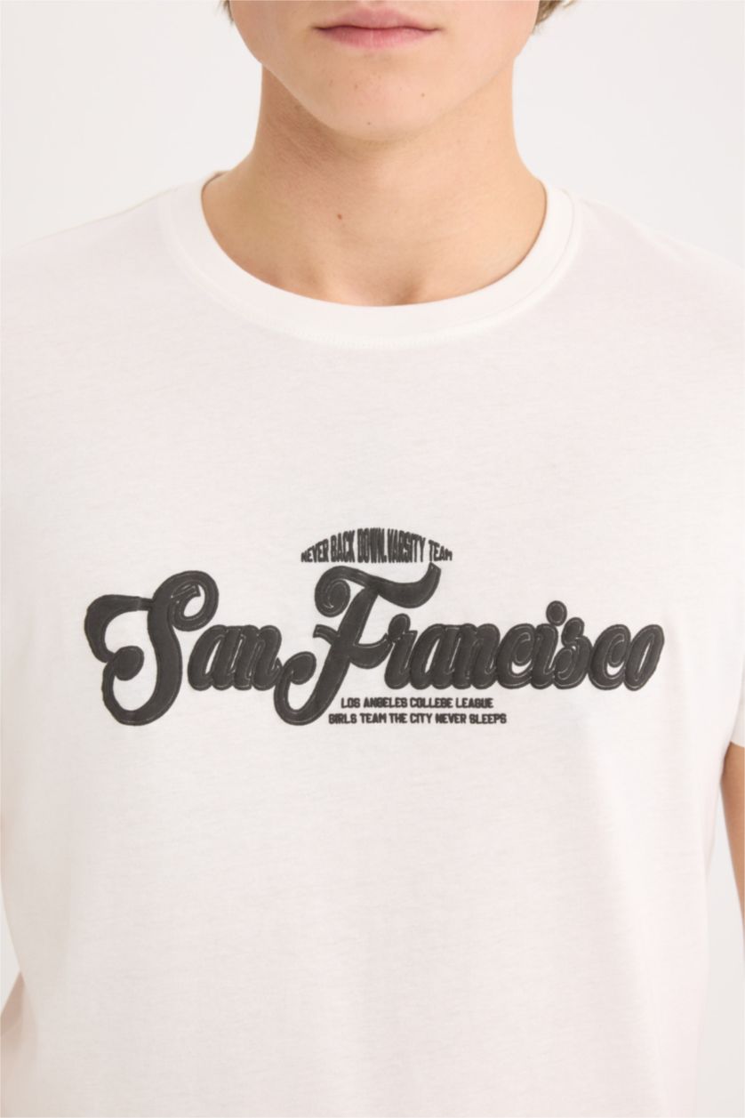 Man Ecru Slim Fit Crew Neck Printed Short Sleeve T-Shirt