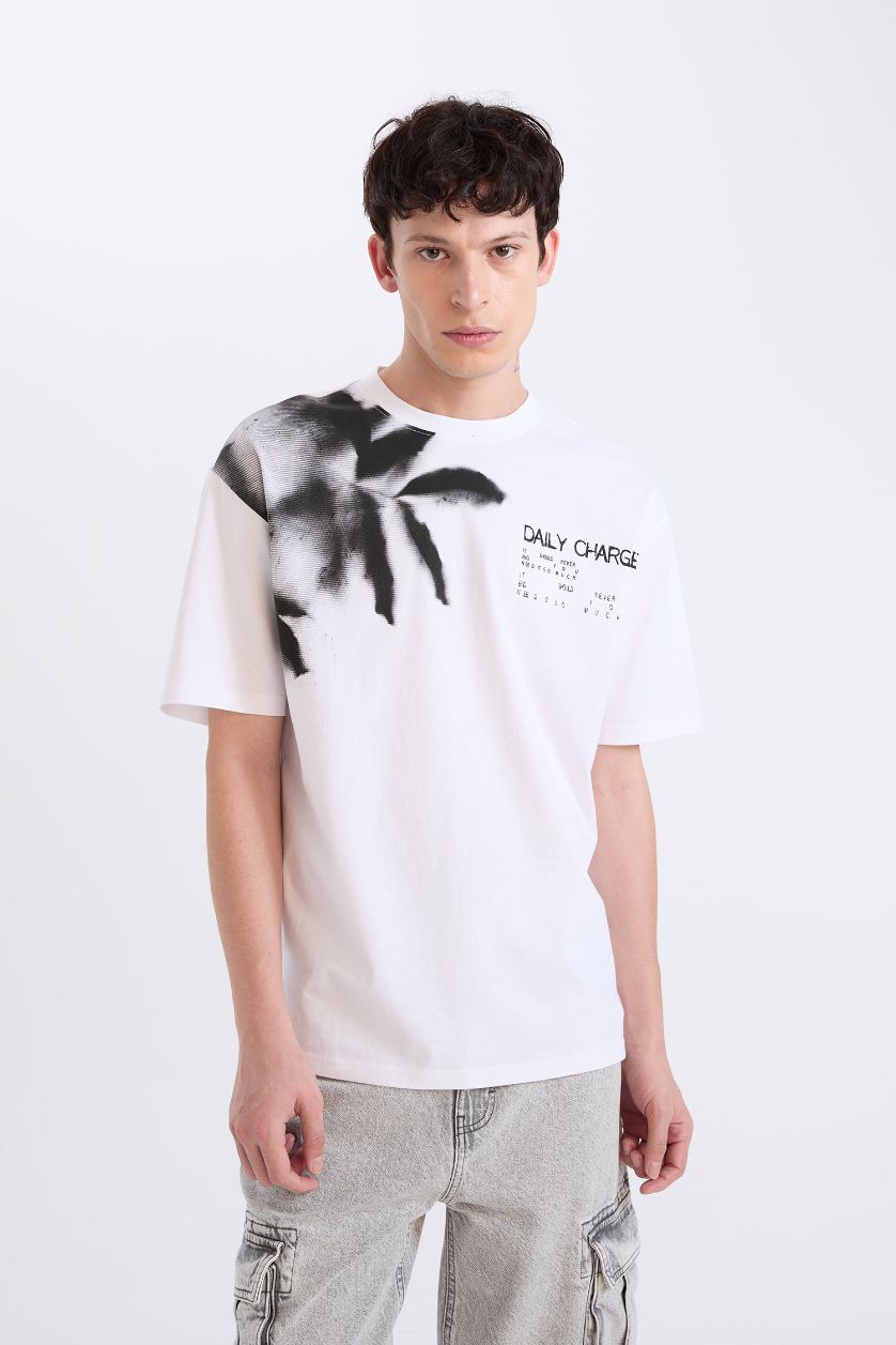 Erkek Beyaz %100 Pamuk Boxy Fit Bisiklet Yaka Baskılı Kısa Kollu Tişört