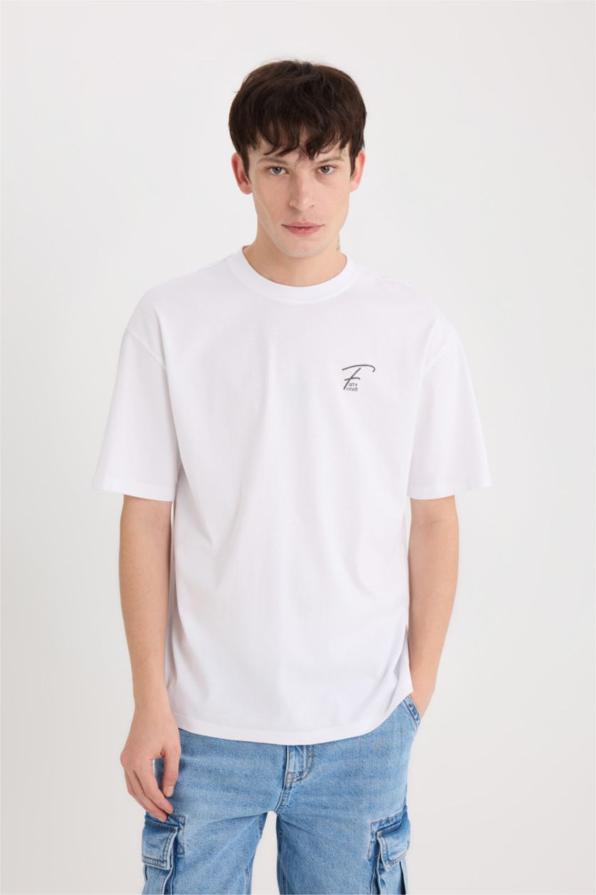 Man White Comfort Fit Crew Neck Printed Short Sleeve T-Shirt