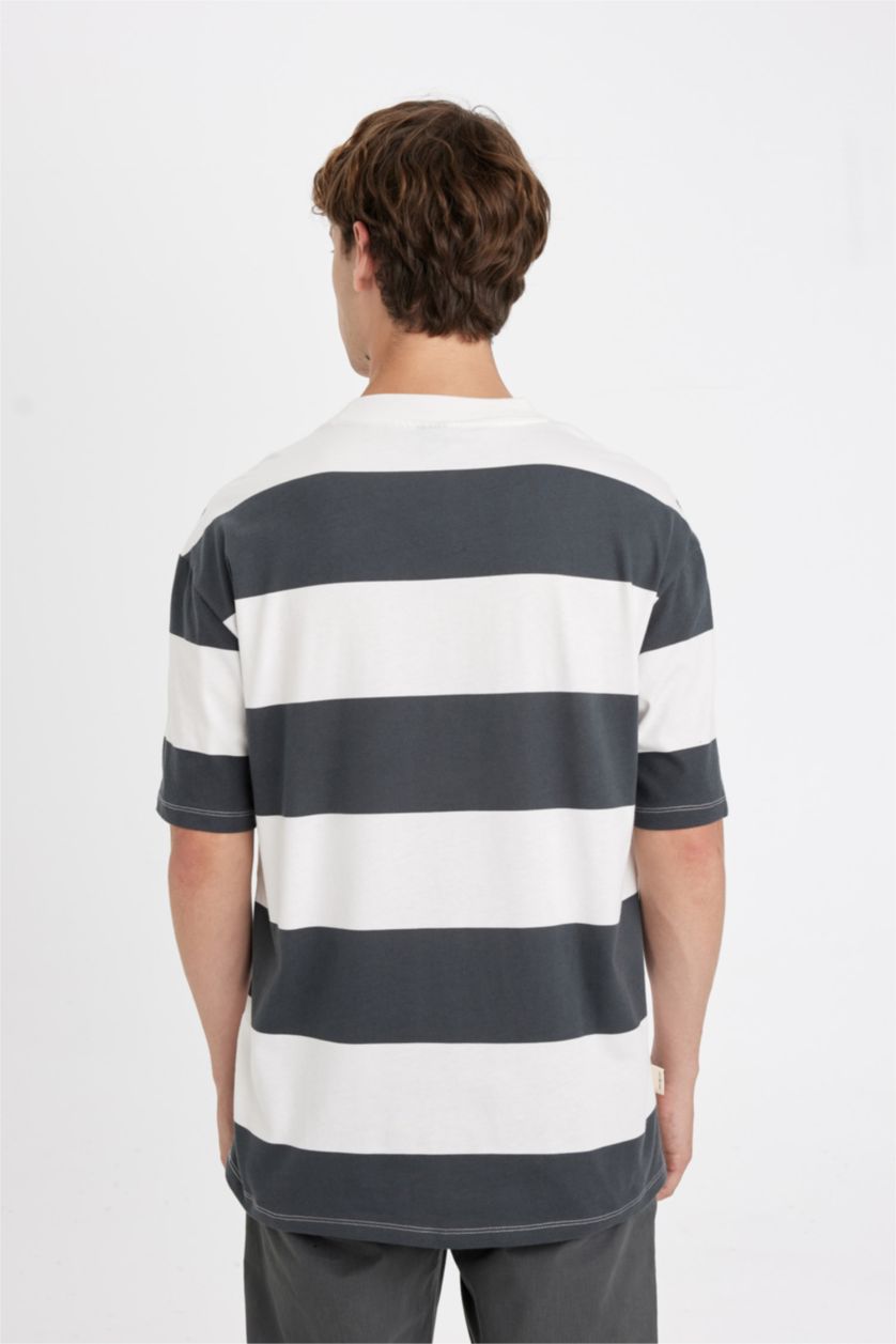 Erkek Antrasit %100 Pamuk Boxy Fit Bisiklet Yaka Çizgili Kısa Kollu Tişört