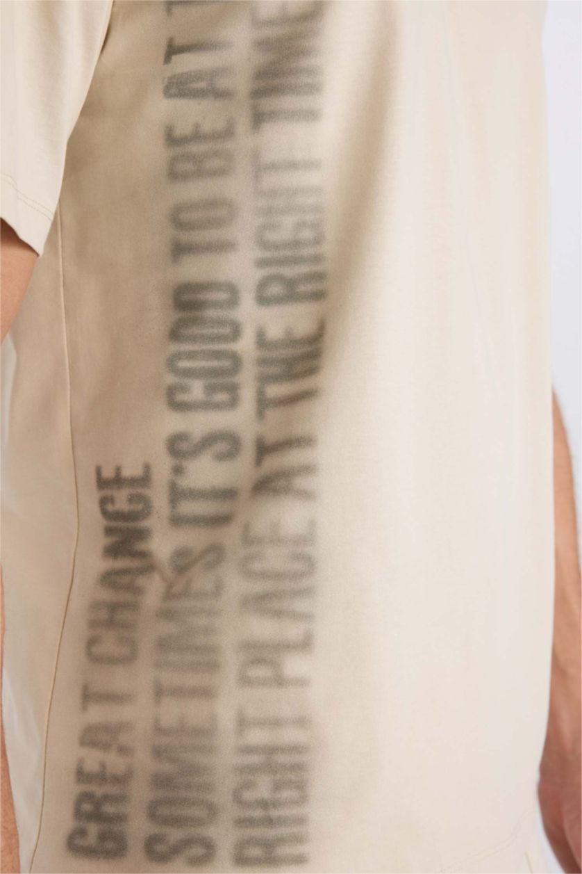 Erkek Bej %100 Pamuk Boxy Fit Bisiklet Yaka Baskılı Kısa Kollu Tişört