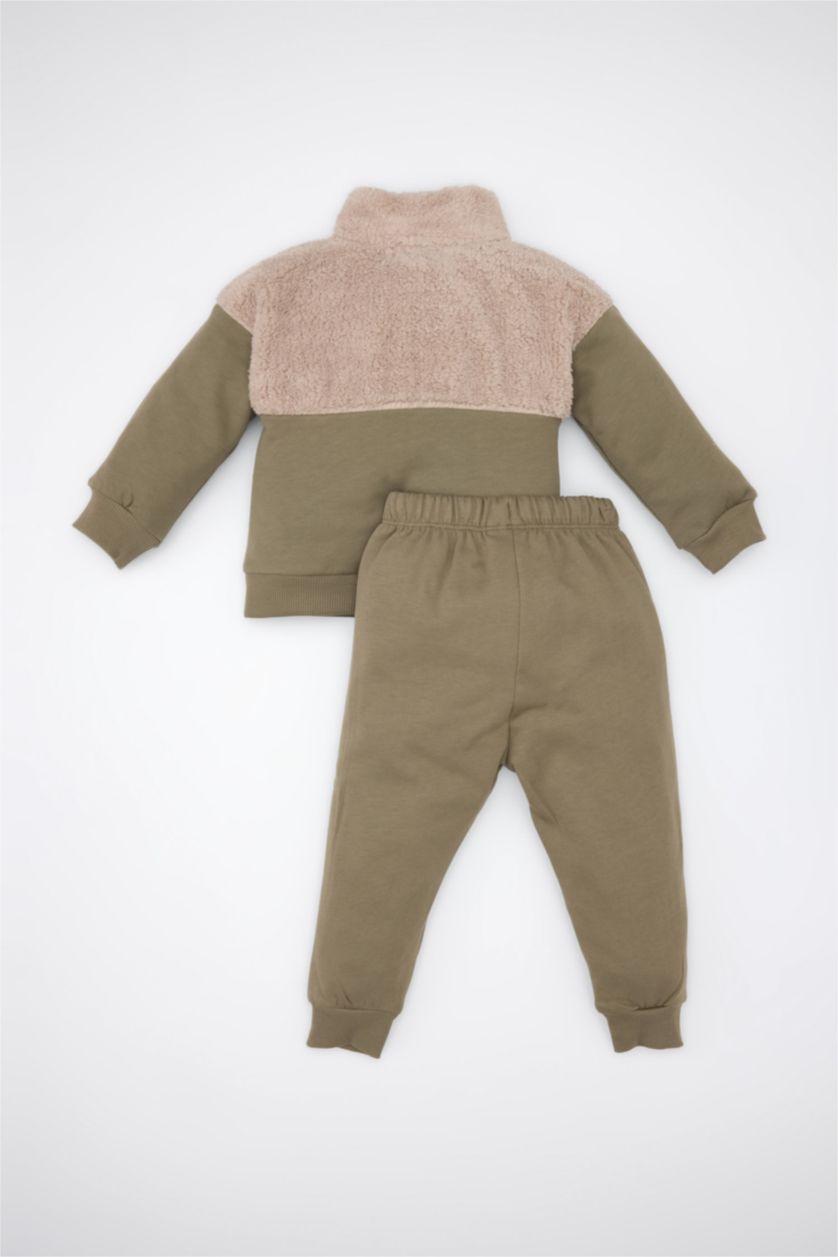 Erkek Bebek Açık Haki Erkek Bebek 2'li Takım Fermuarlı Dik Yaka Kanguru Cepli Sweatshirt Beli Lastikli Jogger Eşofman Altı