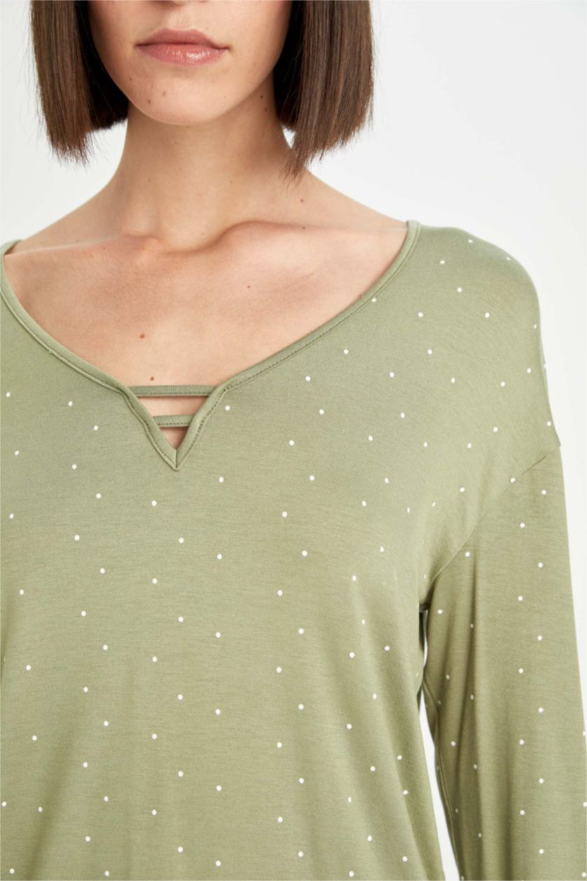 حريمي كاكي طقم بيجاما منقط فيسكوز قصة عادية كم طويل - قطعتين