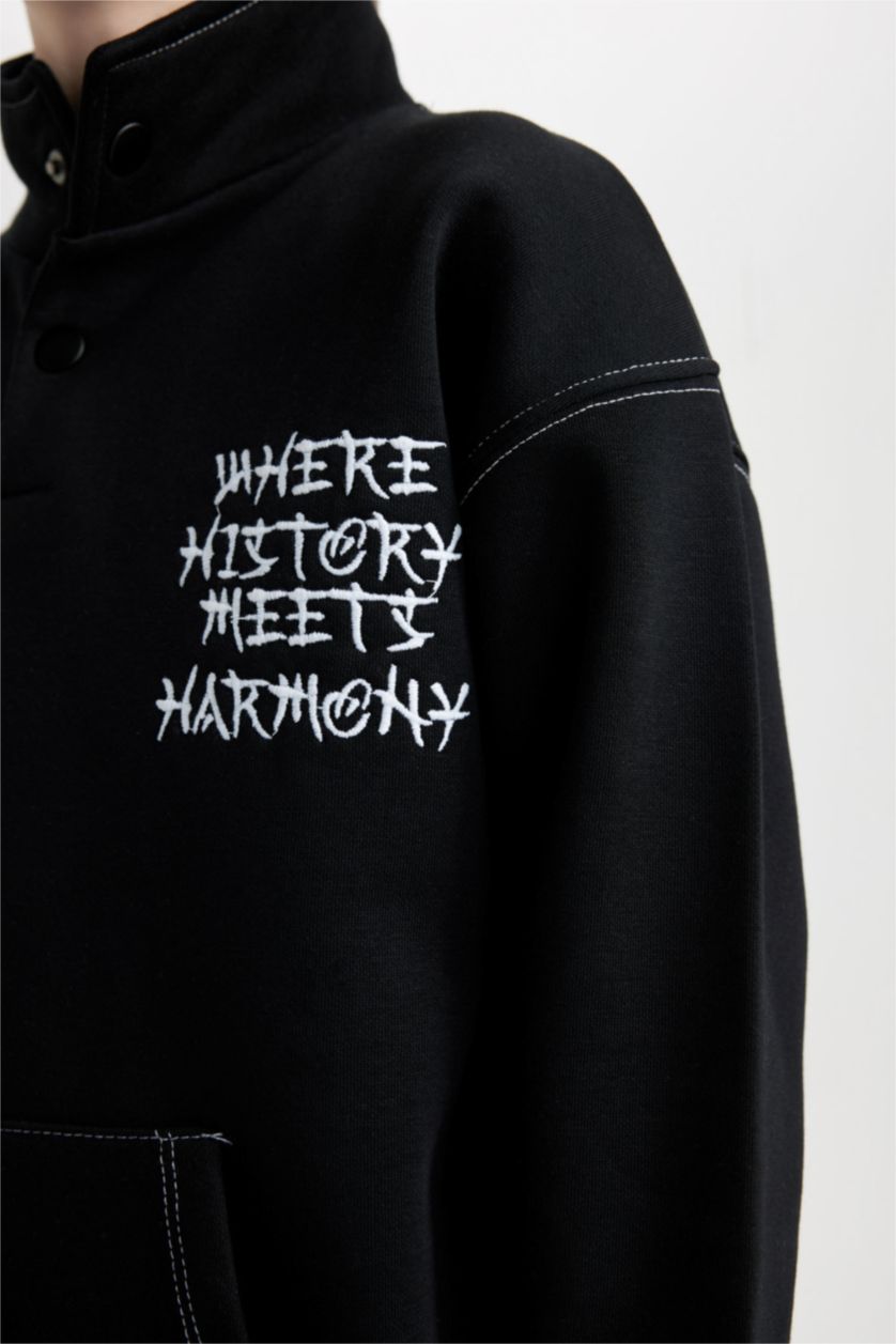 BOYS & TEENS Black Boy Black Oversize Fit Turtleneck Printed Sweatshirt