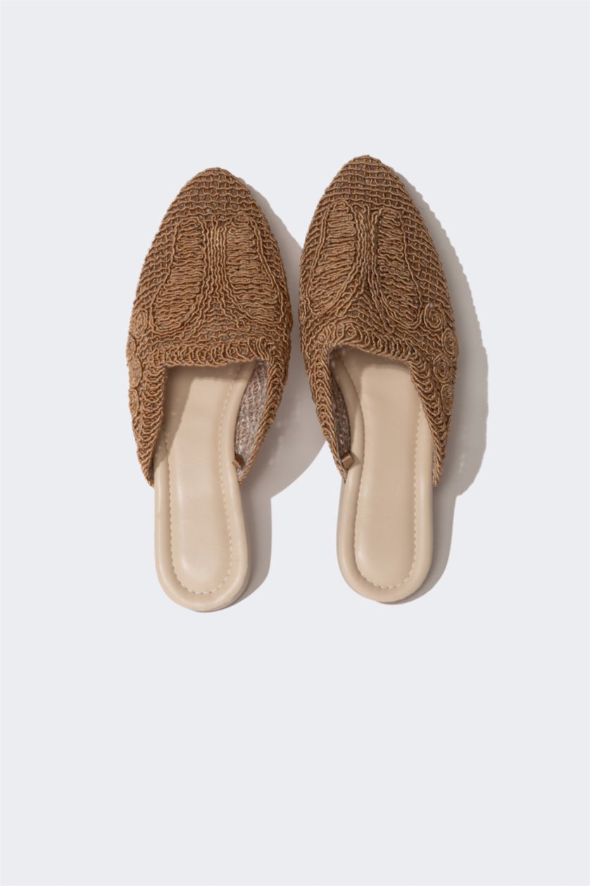 WOMAN Camel Woman Flat Sole Slip On Slippers
