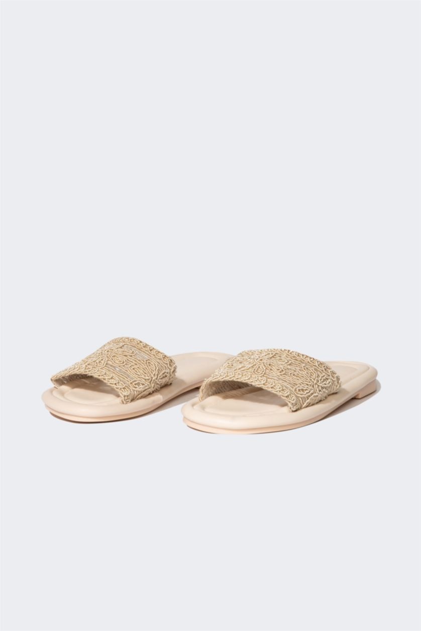 Woman Beige Woman Flat Sole Single Strap Slippers