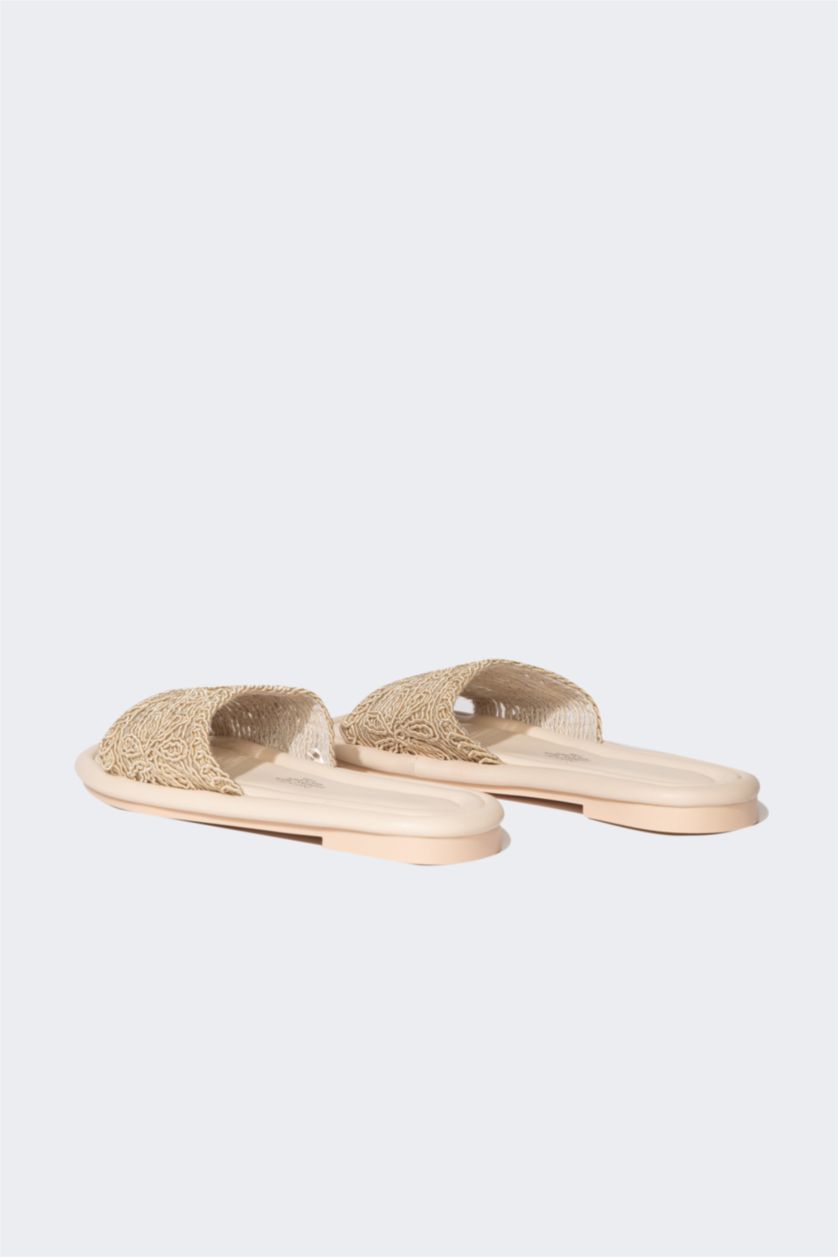 Woman Beige Woman Flat Sole Single Strap Slippers