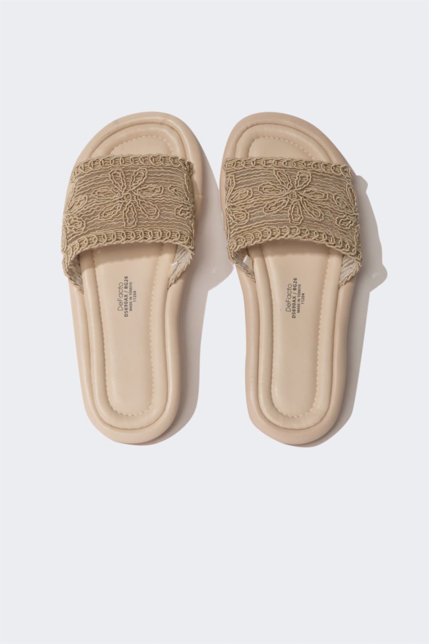 Woman Beige Woman Flat Sole Single Strap Slippers