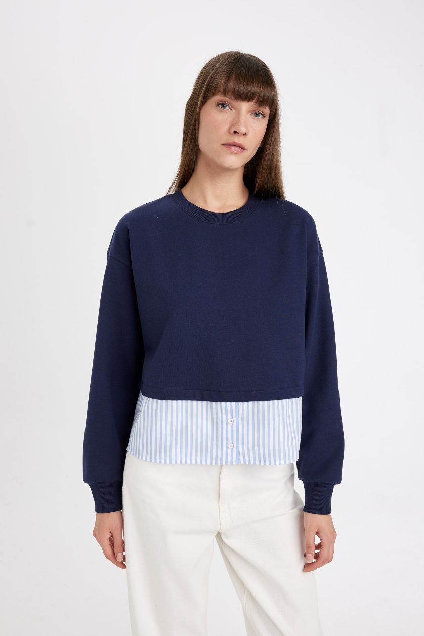 WOMAN NAVY Relax Fit Crew Neck Hem Detailed Basic Sweatshirt