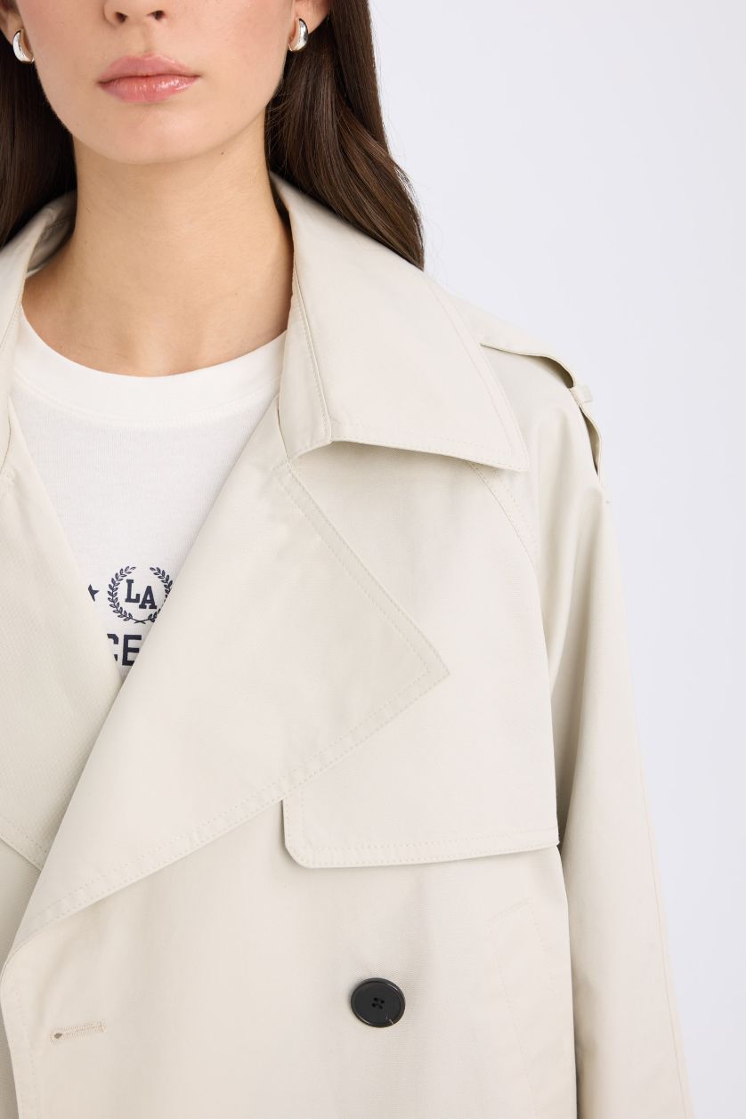 Женщины Слоновая кость Короткий тренч с воротником-стойкой и пуговицами, с карманами и эполетами, прямого кроя