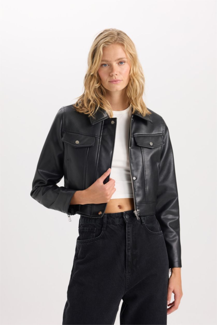 Kadın Siyah Suni Deri Mont Polo Yaka Cepli Fermuarlı Çıtçıtlı