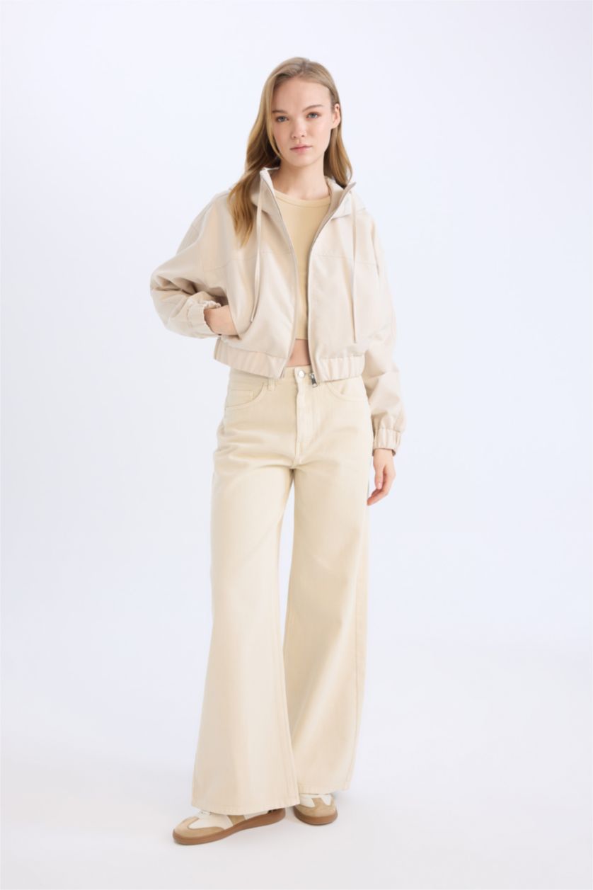 Kadın Ekru 	Su Geçirmez Kapüşonlu Fermuarlı Mont