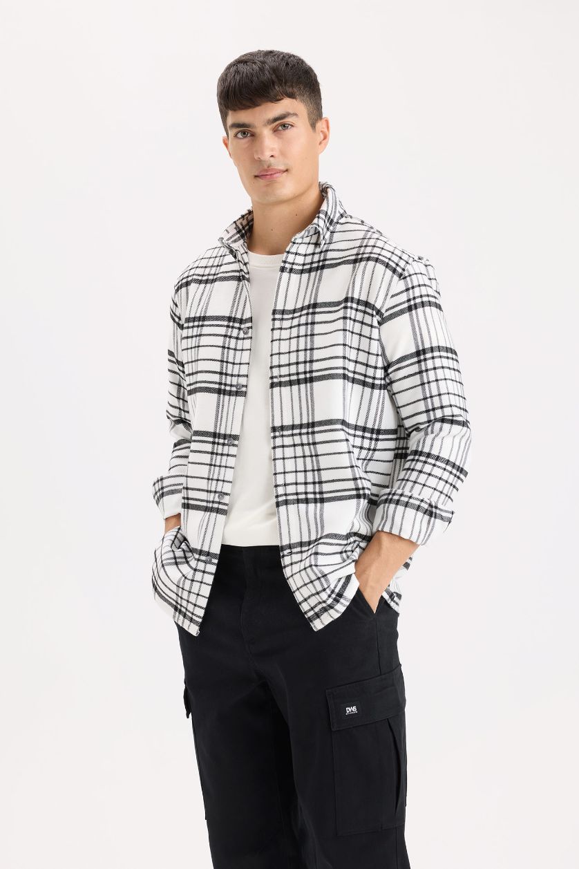 Man Ecru Regular Fit Flannel Long Sleeve Checkered Shirt
