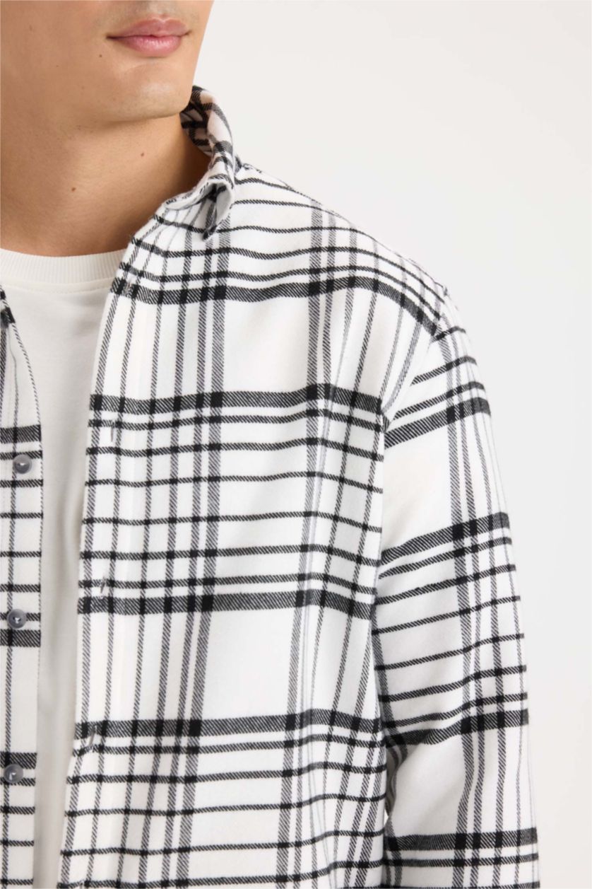 Man Ecru Regular Fit Flannel Long Sleeve Checkered Shirt