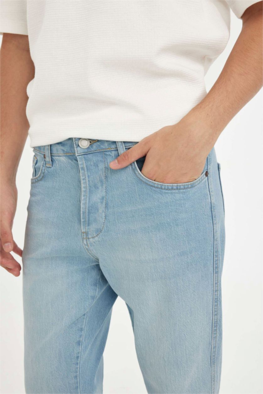 Erkek Açık Mavi Slim Cropped Fit Dar Kalıp Normal Bel Dar Paça Jean Pantolon