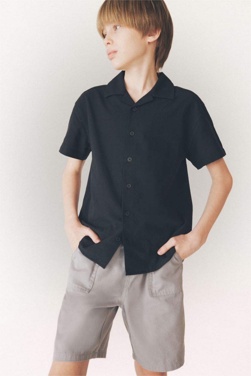 Erkek Çocuk - Genç Erkek Siyah Oversize Geniş Kalıp Polo Yaka Keten Görünümlü Kısa Kollu Gömlek Erkek Çocuk