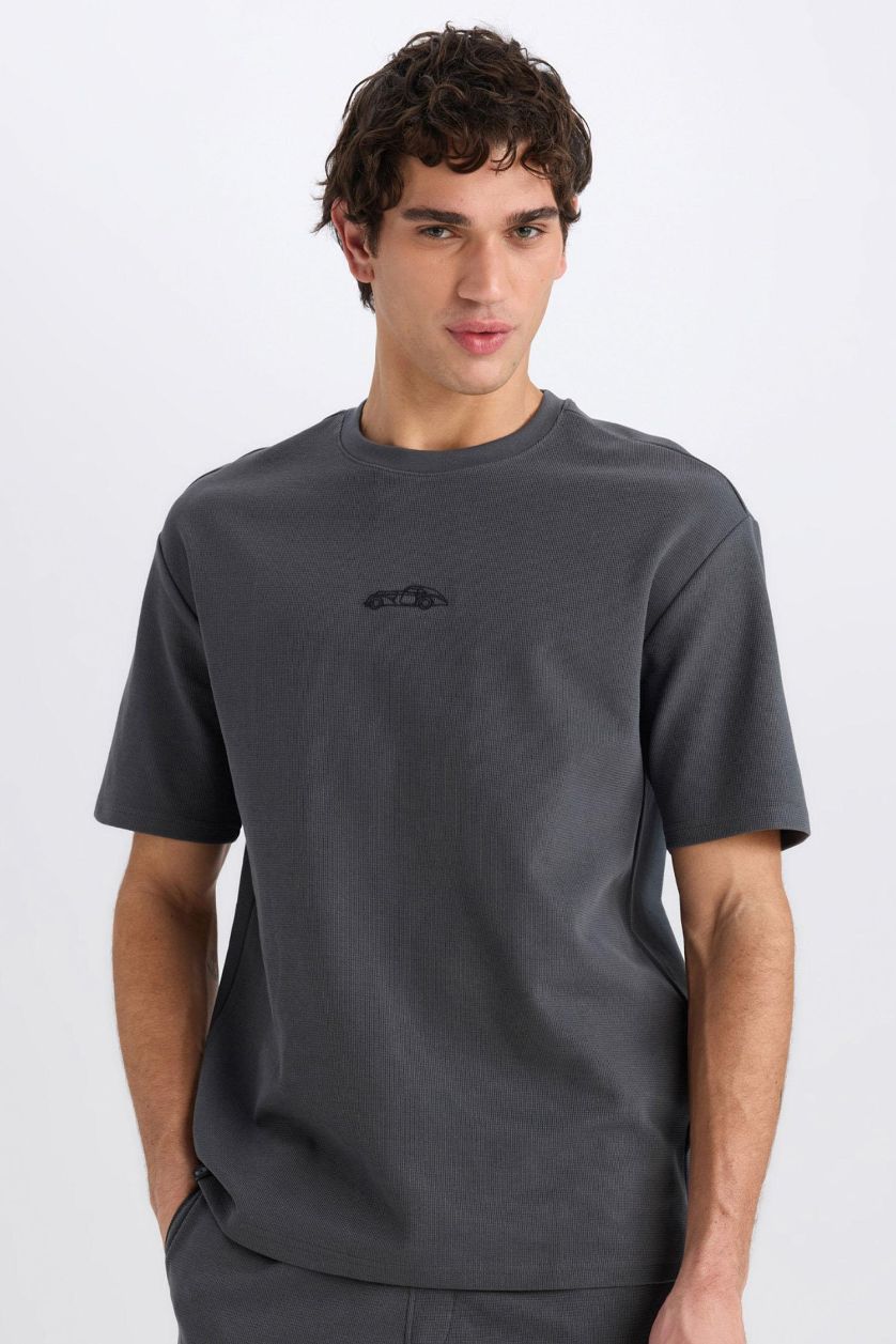 MAN Anthracite Boxy Fit Crew Neck Printed Short Sleeve T-Shirt