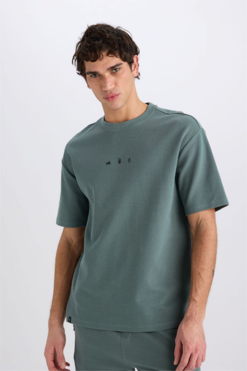 رجال أخضر تيشيرت أوفر سايز مطبوع برقبة مستديرة