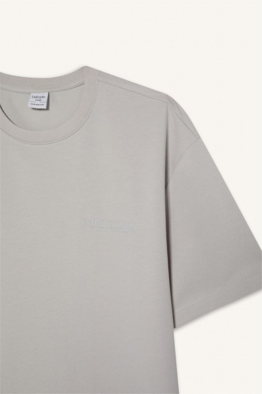 MAN Light Grey Boxy Fit Crew Neck Printed Heavy Fabric T-Shirt