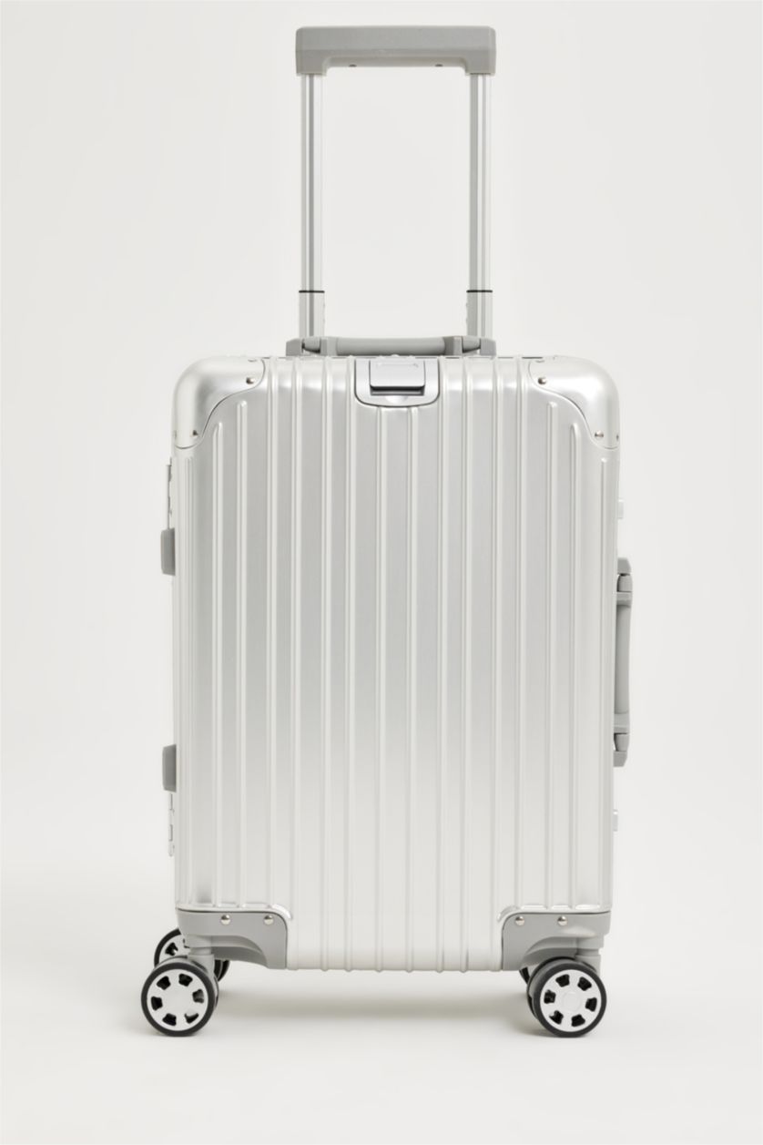 Kadın Gri Küçük Unisex Sert Kapaklı Çekçekli Orta Boy Gri Alüminyum Kasa Valiz