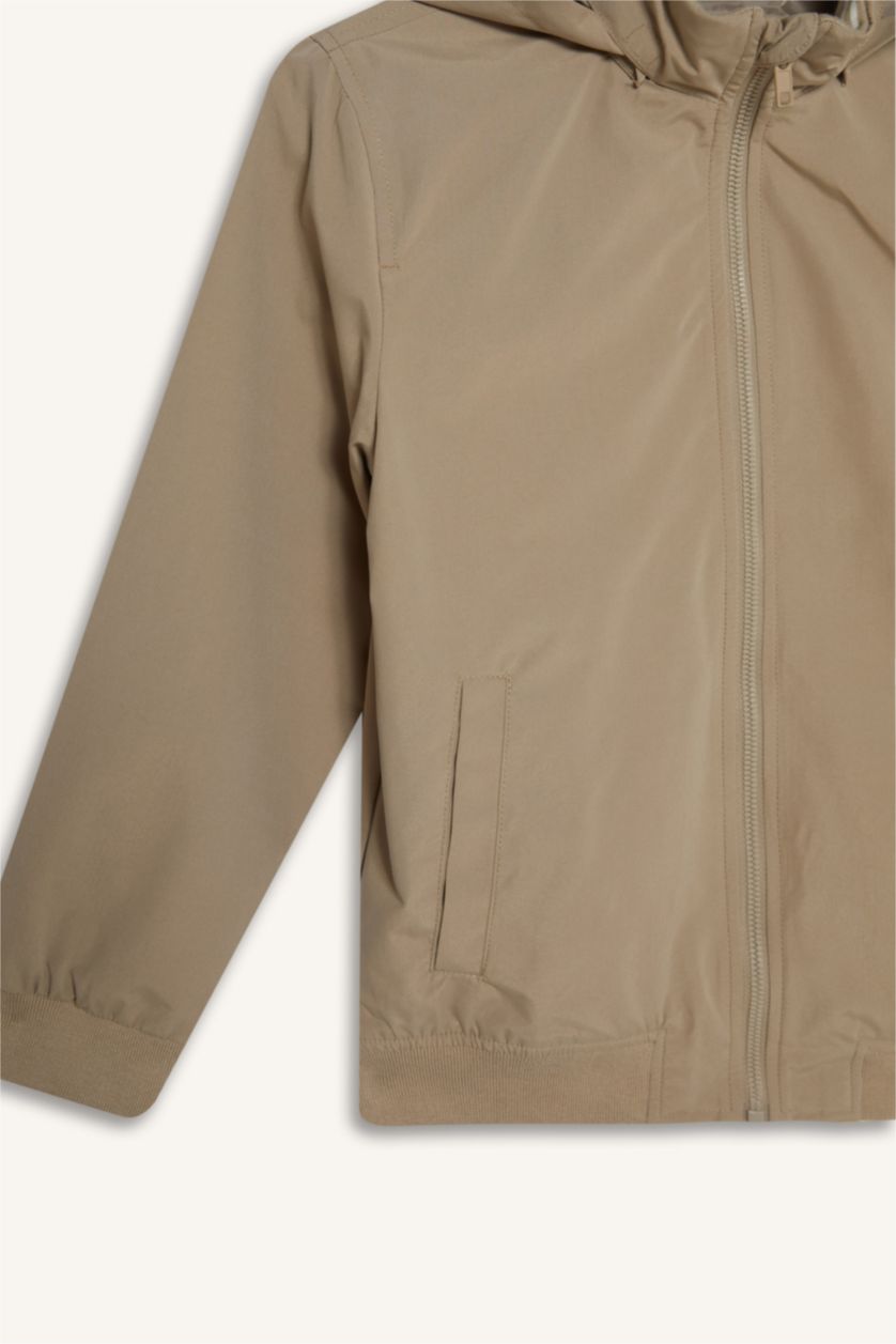 Erkek Çocuk - Genç Erkek Bej Su Geçirmez Kapüşonlu Fermuarlı Mont Erkek Çocuk
