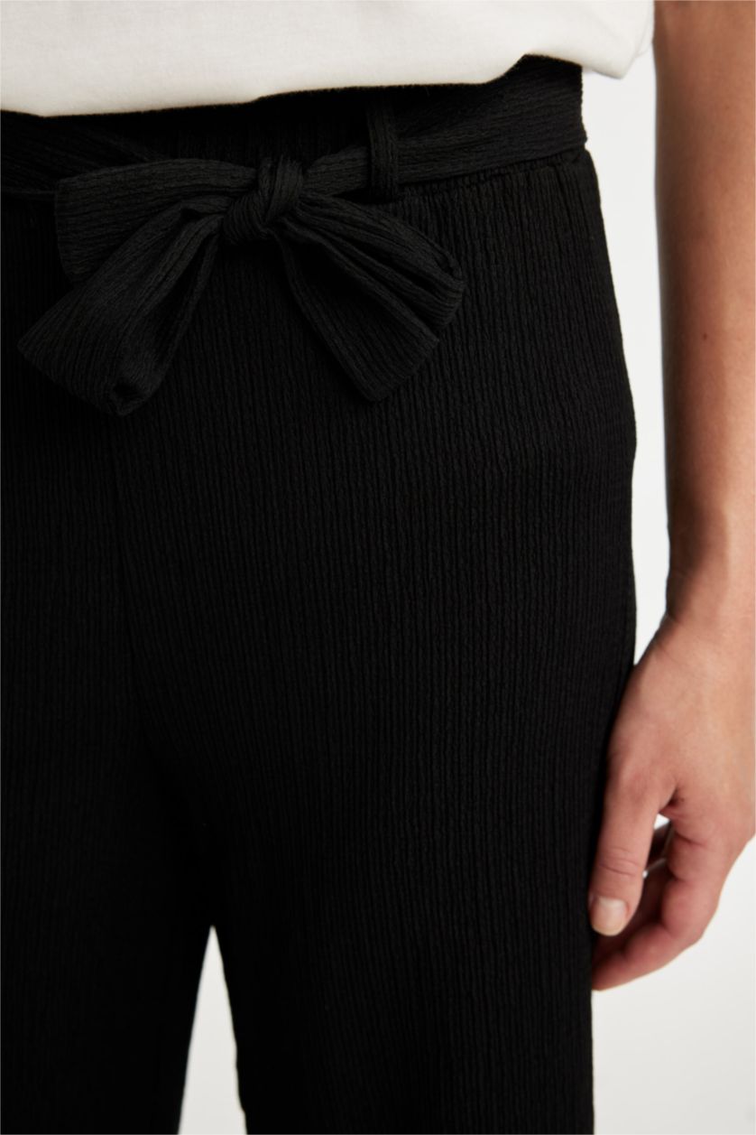 Kadın Siyah Pantolon Regular Fit Bürümcük Kısa Paça Basic Düz