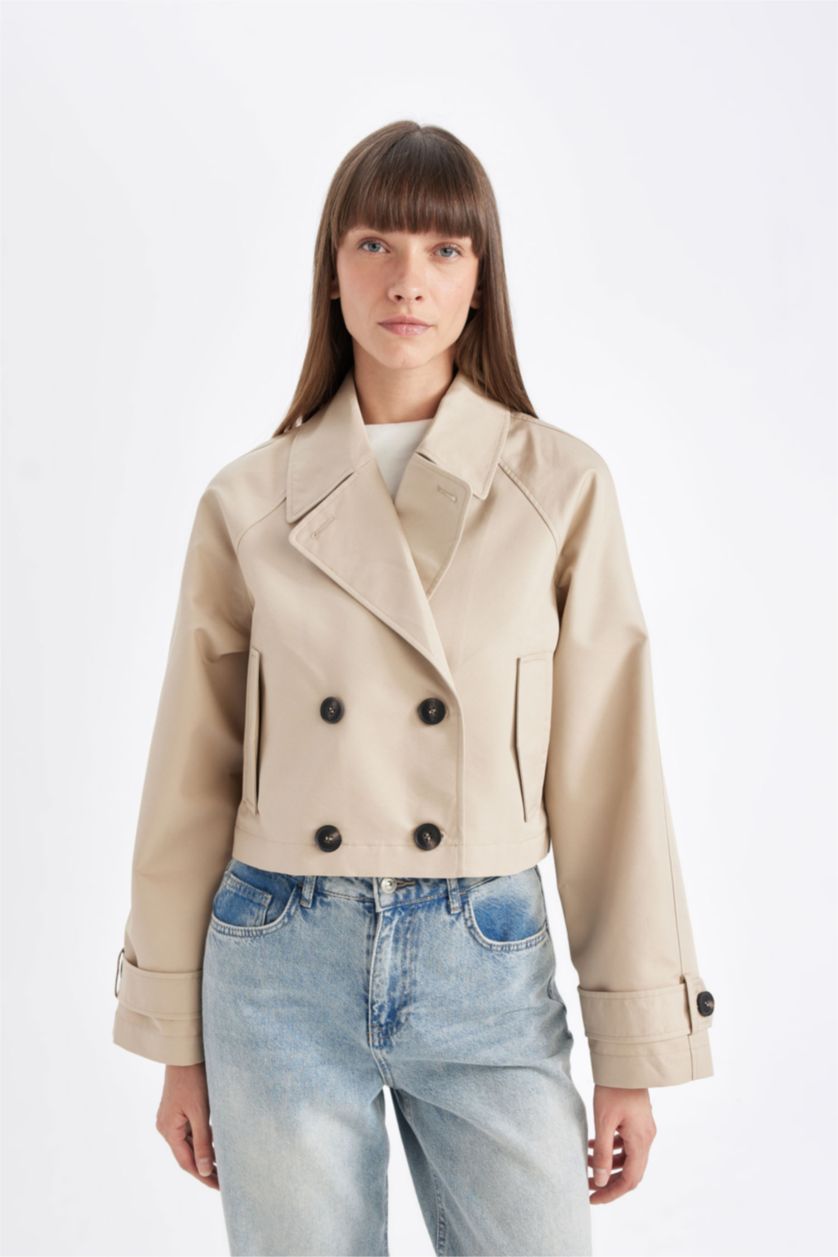 WOMAN Ecru Trenchcoat