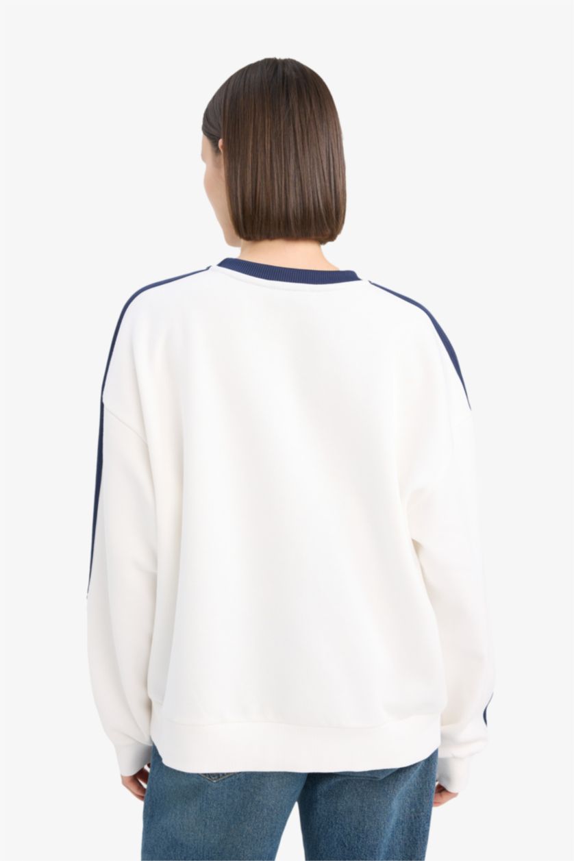 Kadın Kırık Beyaz Oversize Geniş Kalıp Bisiklet Yaka Baskılı Kalın Sweatshirt