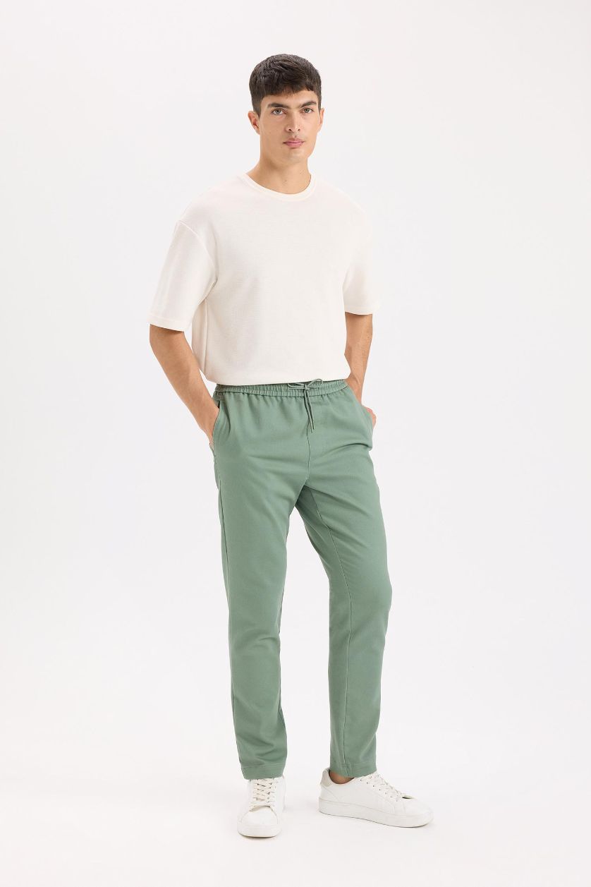 MAN Light Green Combed Waist Tied Jogger Pants