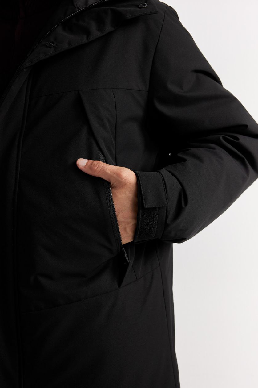 رجال أسود جاكيت خفيف قصة عادية بغطاء للرأس