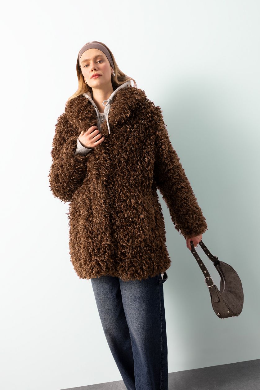 Woman Brown Regular Fit Pocketed Long Faux Fur Jacket