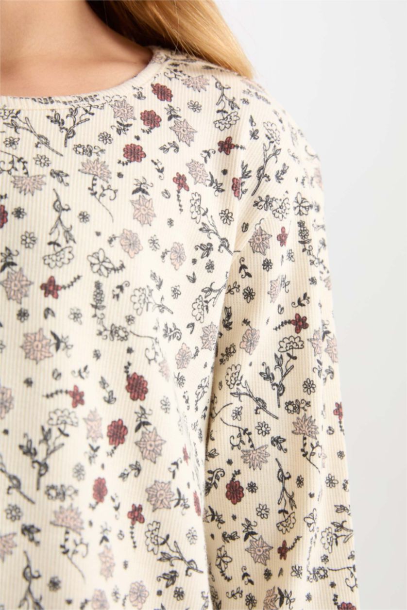 Kız Çocuk - Genç Kız Açık Bej Kız Çocuk Pijama Takımı Çiçekli Uzun Kollu Üst Uzun Alt