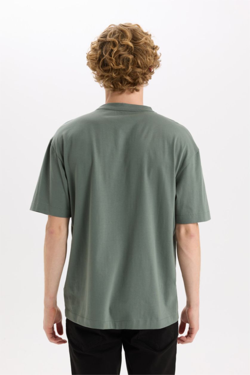 MAN Green Boxy Fit Crew Neck Basic Short Sleeve T-shirt,