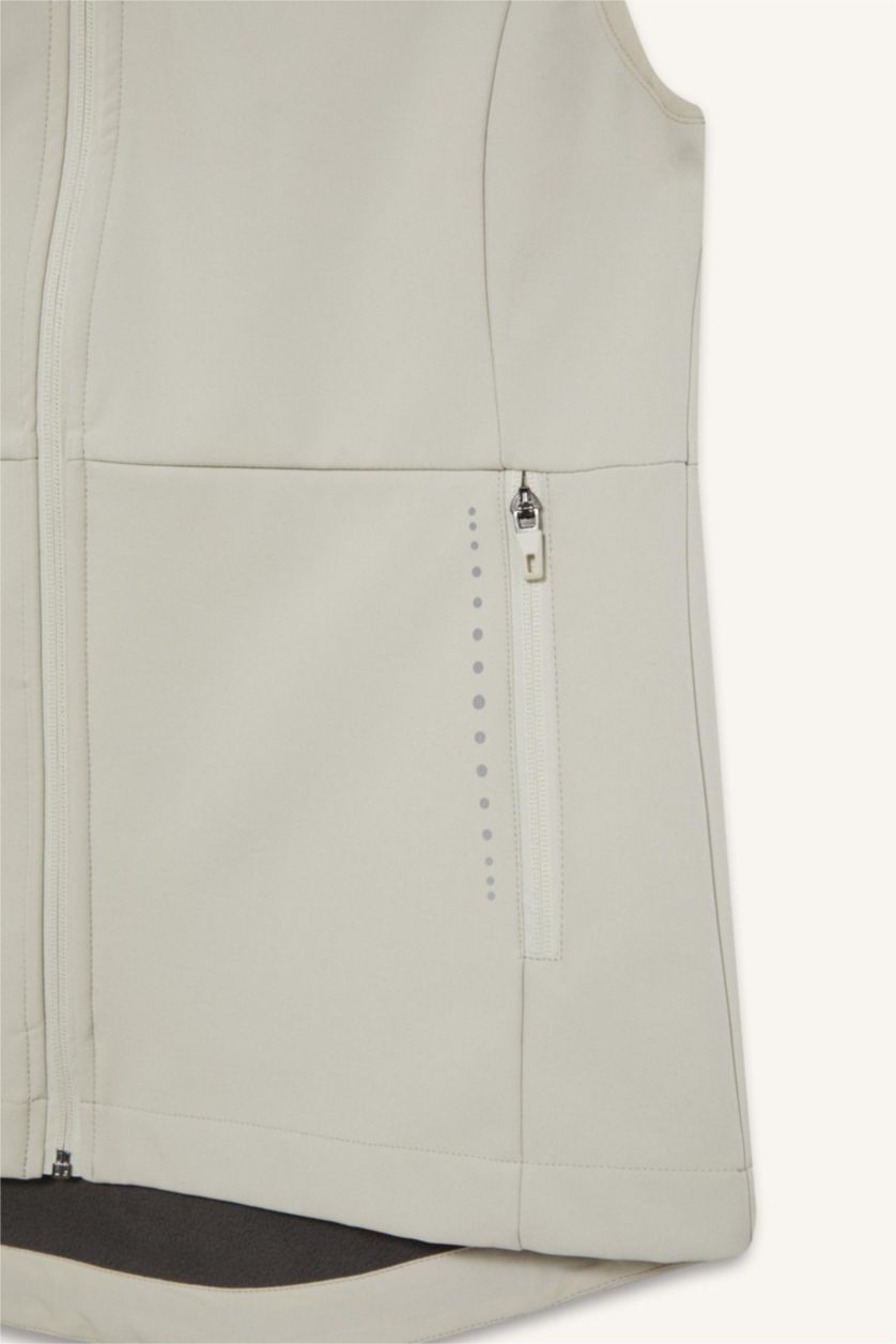 حريمي اللون الحجري فيست رياضي وتر بروف سوفتشيل سليم فيت بكابيشون من DeFactoFit