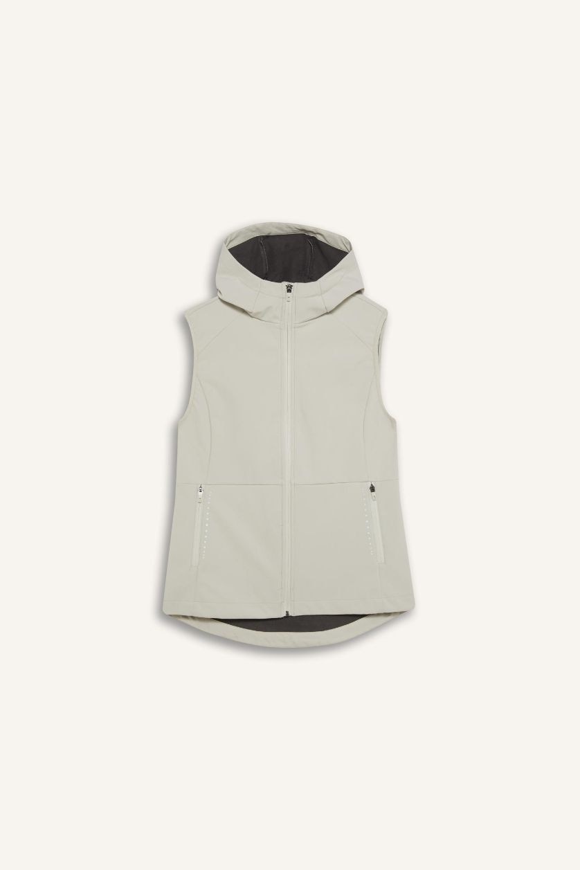 Kadın Taş Su İtici Slim Fit Dar Kesim Kapüşonlu Fermuarlı Sporcu Softshell Yelek