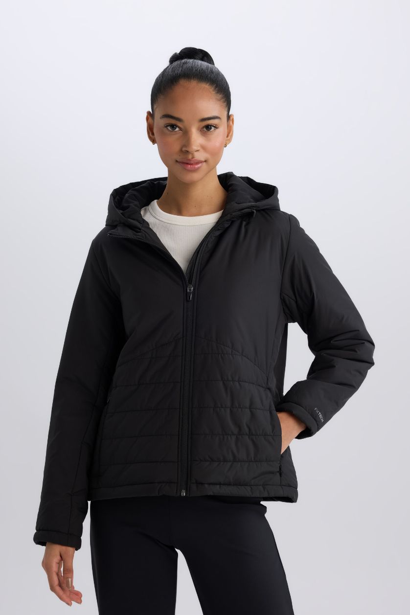 نساء أسود قمصلة نفخ قصة عادية بغطاء للرأس مقاوم للماء من DeFactoFit