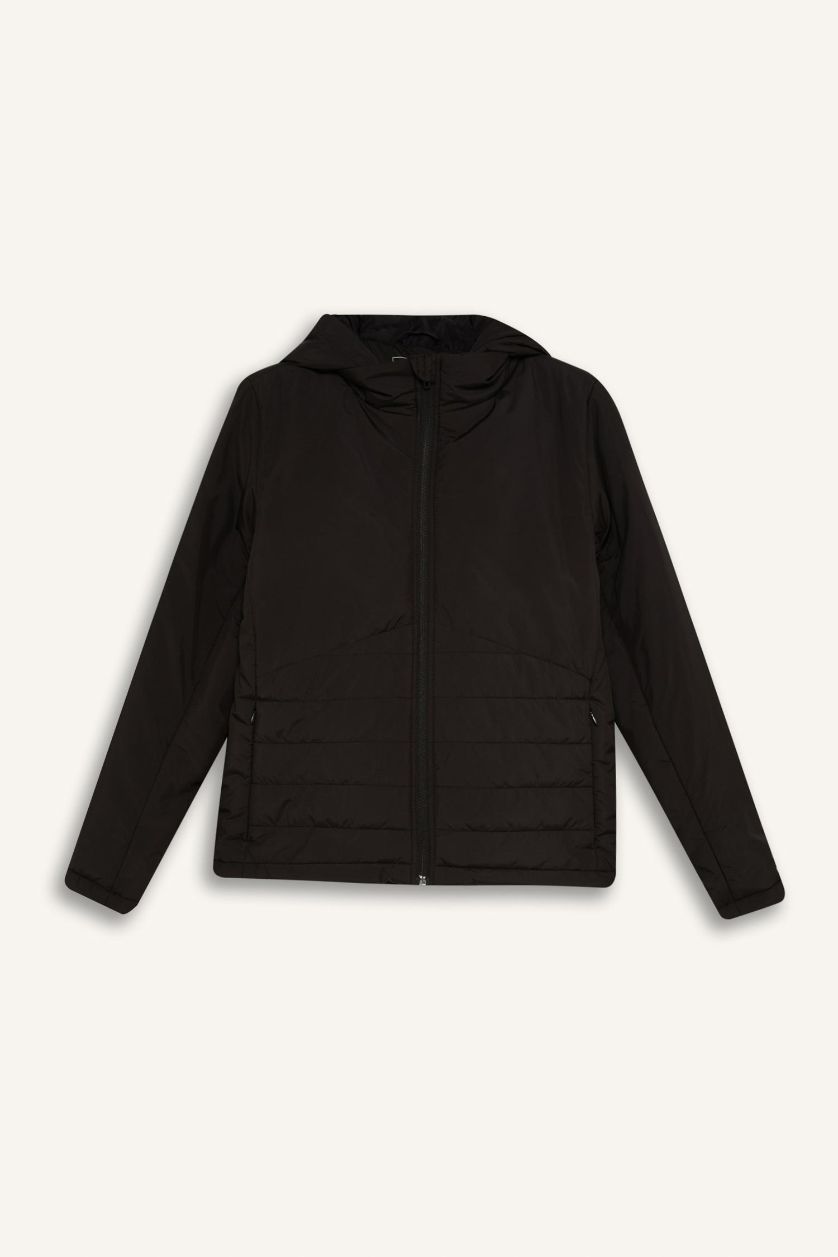 نساء أسود قمصلة نفخ قصة عادية بغطاء للرأس مقاوم للماء من DeFactoFit