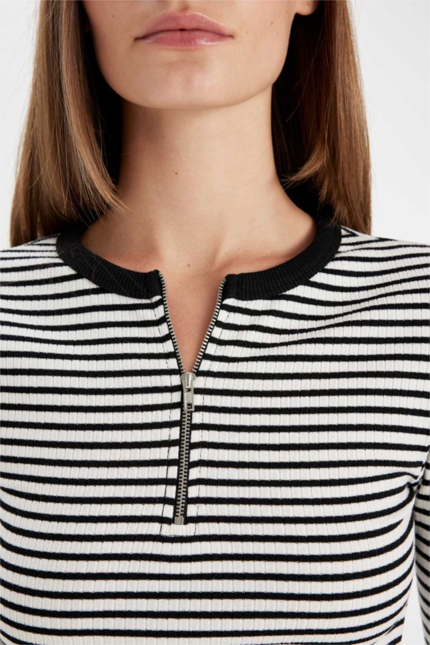 Kadın Siyah Slim Fit Dar Kesim Bisiklet Yaka Yarım Fermuarlı Çizgili Fitilli Kaşkorse Uzun Kollu Tişört