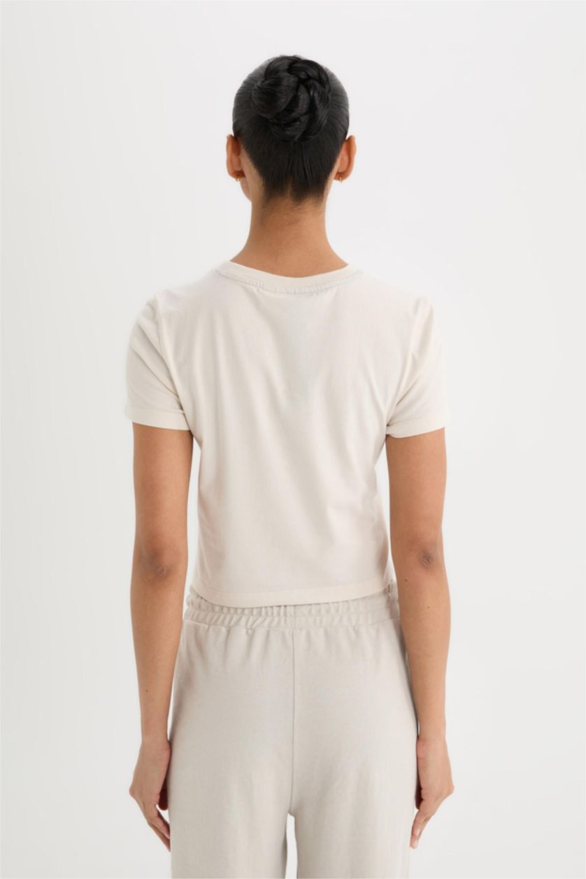 Kadın Ekru NBA Los Angeles Lakers Slim Crop Fit Bisiklet Yaka Kısa Kollu Tişört