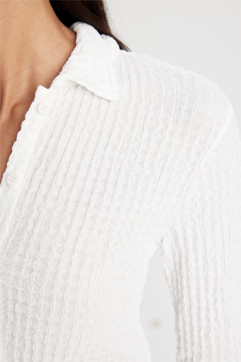 Kadın Ekru Slim Fit Dar Kesim Polo Yaka Bürümcük Uzun Kollu Tişört